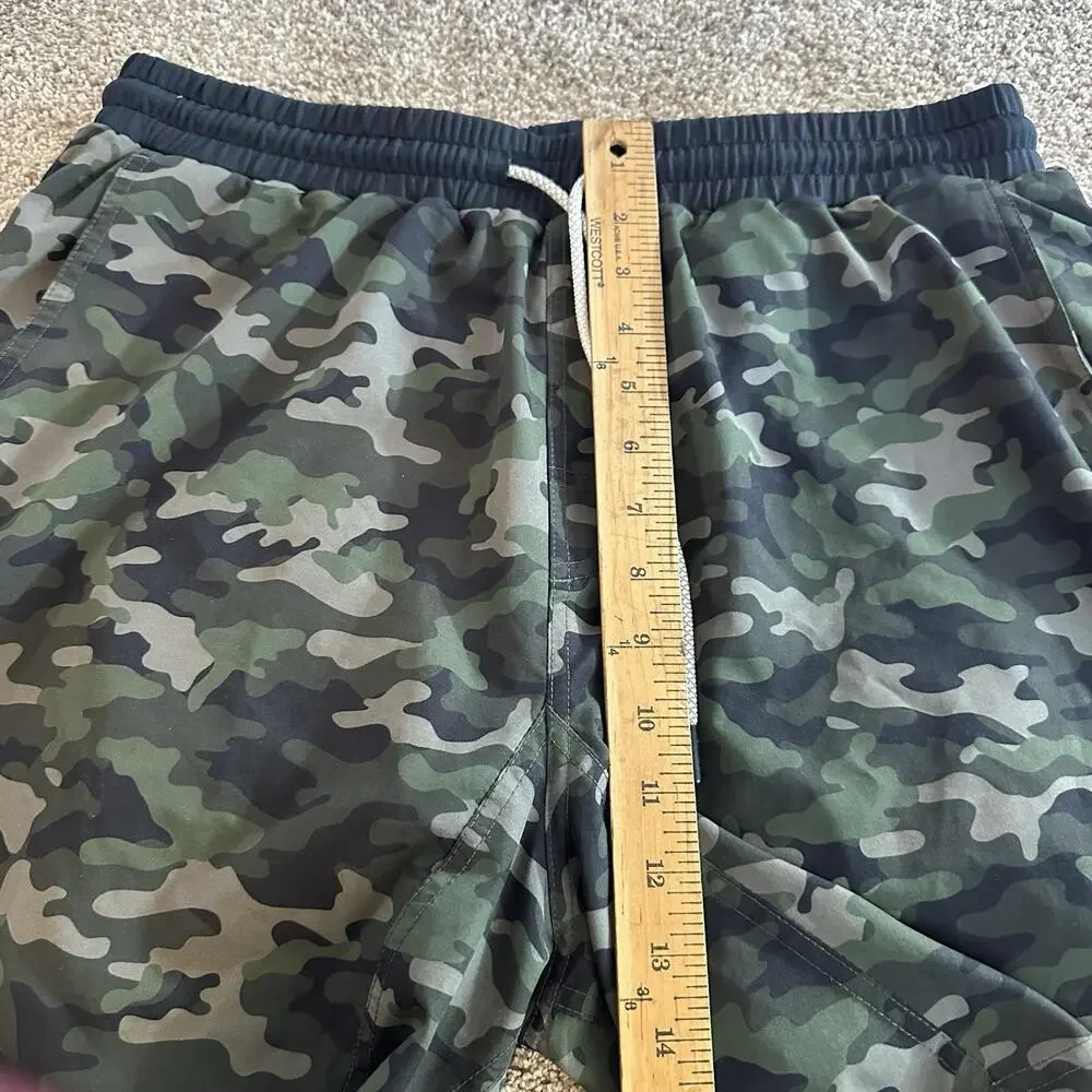 Camo bylt shorts